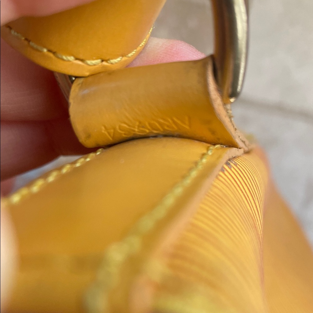 Louis Vuitton Vintage Bucket Bag add Guitar Strap to Crossbody! Authentic As Is - Picture 11 of 17